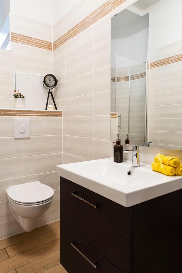 Freshly Renovated 2Br&Lr+Walk-In Rainshower Appartement Berlijn Buitenkant foto